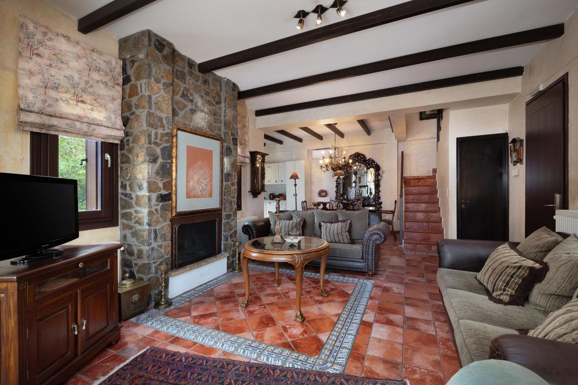 Ostra Menalon Luxury Suites Kardaras Bagian luar foto