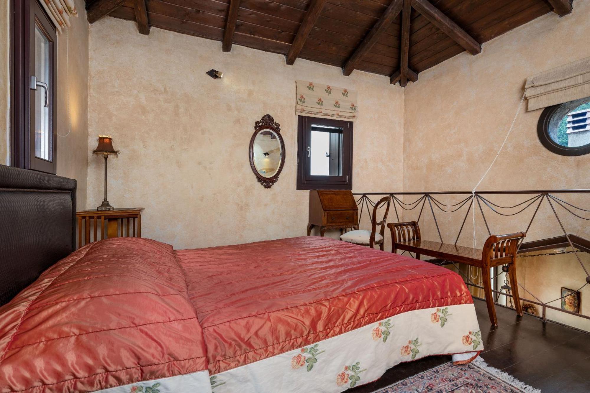 Ostra Menalon Luxury Suites Kardaras Ruang foto