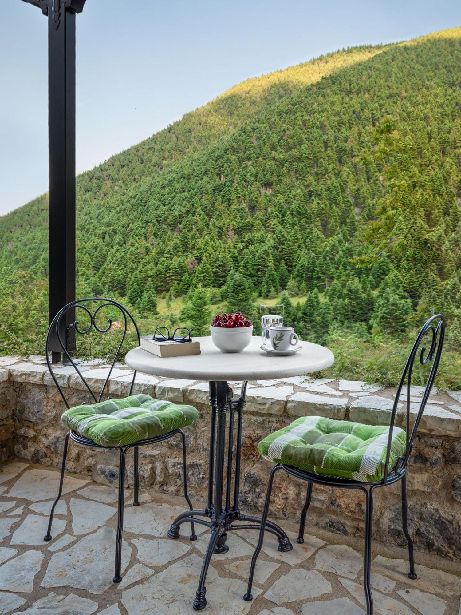 Ostra Menalon Luxury Suites Kardaras Ruang foto